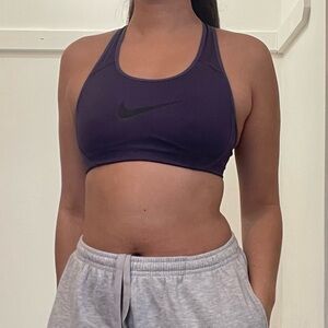 💜 Nike Sports Bra – Women’s XS 💜